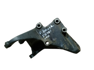 кронштейн двигателя Peugeot Boxer 1 поколение 2000, 2.5 л., дизель, 9618057587
