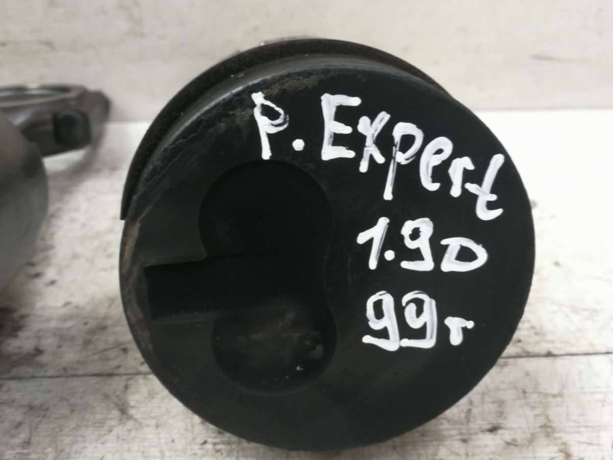 поршень Peugeot Expert 1 поколение 1999, 1.9 л., D, дизель - фото №1