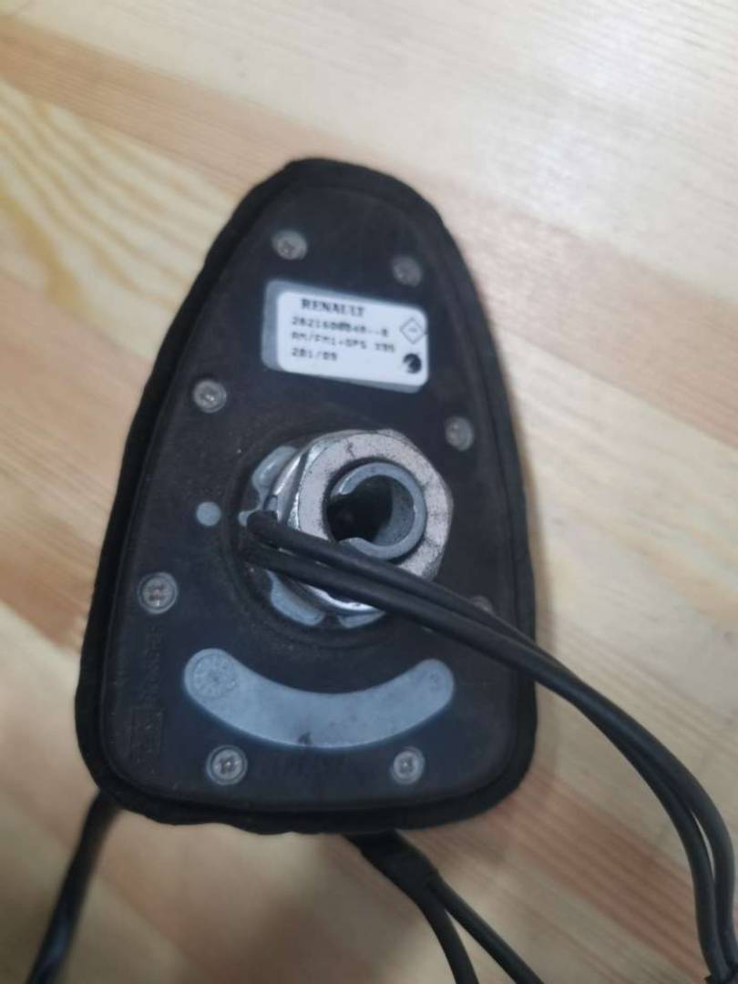 антенна Renault Grand Scenic 3 поколение 2010, 1.5 л., дизель, минивэн - фото №1