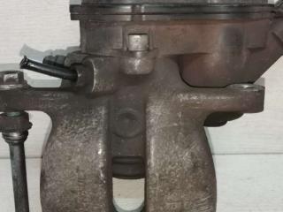 суппорт задний левый Renault Scenic 3 поколение 2010