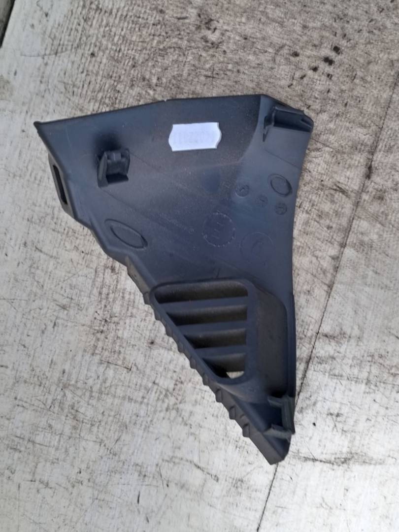 пластик Mercedes-Benz Sprinter W907/W910 2020, A9106803801 - фото №1