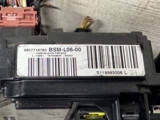 блок предохранителей Peugeot 407 1 поколение 2007, 9657718780