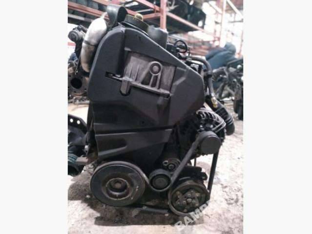 двигатель Renault Clio 3 поколение 2006, DCi, DCi, K9KN764 - фото №1