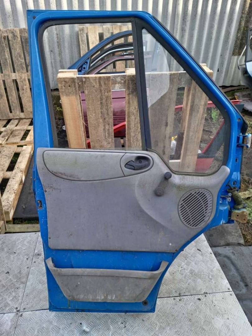 дверь передняя левая Ford Transit 6 поколение 2005 - фото №1