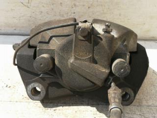 суппорт передний правый Volkswagen Touareg 1 поколение 2005