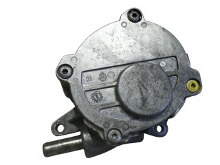 насос вакуумный Mercedes-Benz M-Класс W164 [рестайлинг] 2008, 3.0 л., дизель