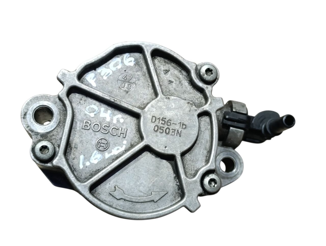 насос вакуумный Peugeot 307 1 поколение 2004, 1.6 л., дизель - фото №1