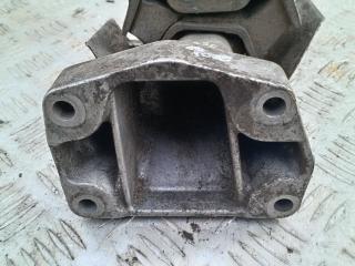 подушка крепления двигателя Mercedes-Benz M-Класс W163 [рестайлинг] 2003, 4.0 л., дизель