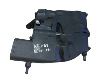 корпус воздушного фильтра Mercedes-Benz M-Класс W164 [рестайлинг] 2008, 3.0 л., дизель