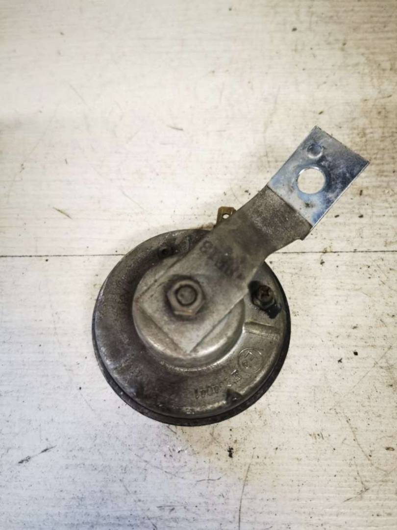 сигнал (клаксон) Mitsubishi Outlander 3 поколение 2012 - фото №1