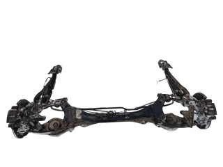 балка подвески задняя Kia Carnival VQ 2010