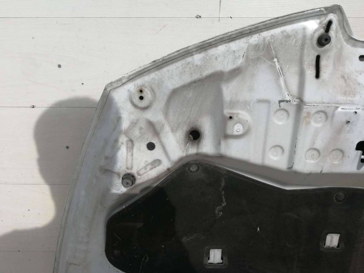 капот Renault Clio 4 поколение 2015 - фото №1