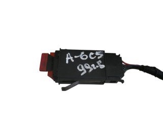 кнопка аварийной сигнализации Audi A6 4B/C5 1999