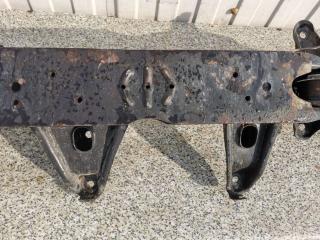 балка подвески передняя (подрамник) Hyundai H200 1 поколение 1997, 2.5 л., TD, дизель, минивэн