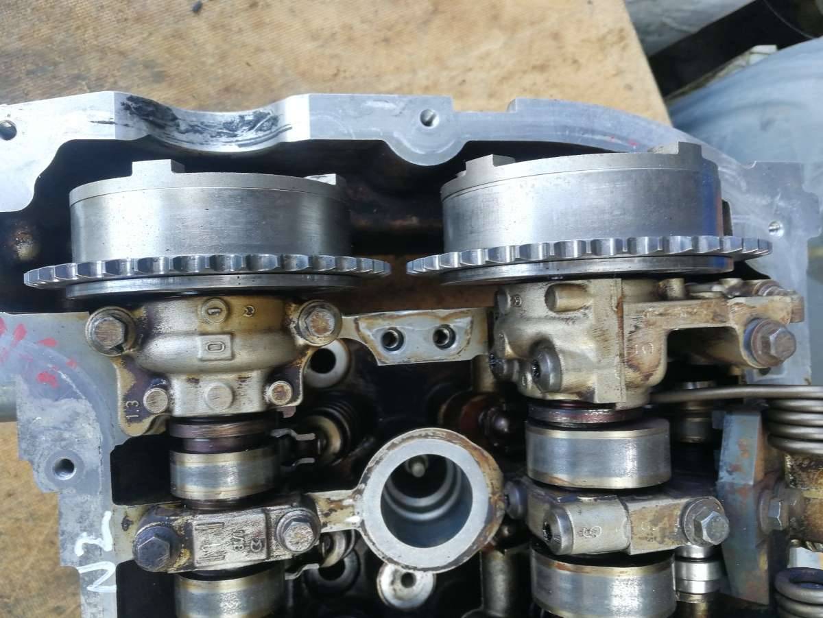 головка блока цилиндров Mini Cooper 2 поколение 2008, 1.6 л., VTI, бензин - фото №1