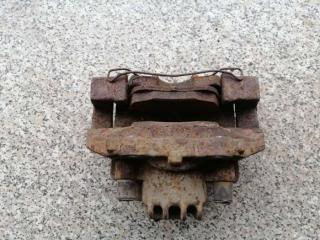 суппорт передний правый Peugeot 308 T7 2008, 1.6 л., дизель, хетчбэк 5 дв.