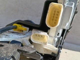 замок двери задней правой Audi A8 D4/4H [рестайлинг] 2014