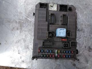 блок предохранителей Citroen C5 1 поколение 2002, 2.0 л., дизель, хетчбэк 5 дв.