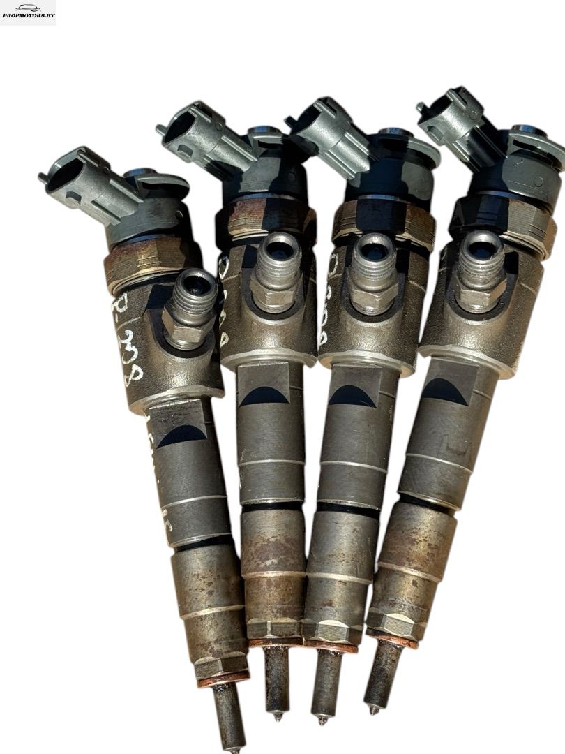 форсунка Peugeot 208 1 поколение 2015, 1.6 л., дизель, 0445110739 - фото №1