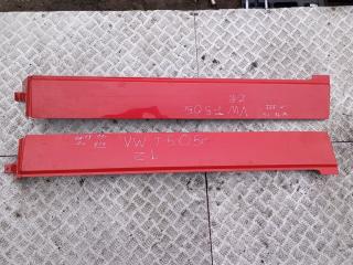 молдинг крыла заднего левого Volkswagen Transporter T5 2005