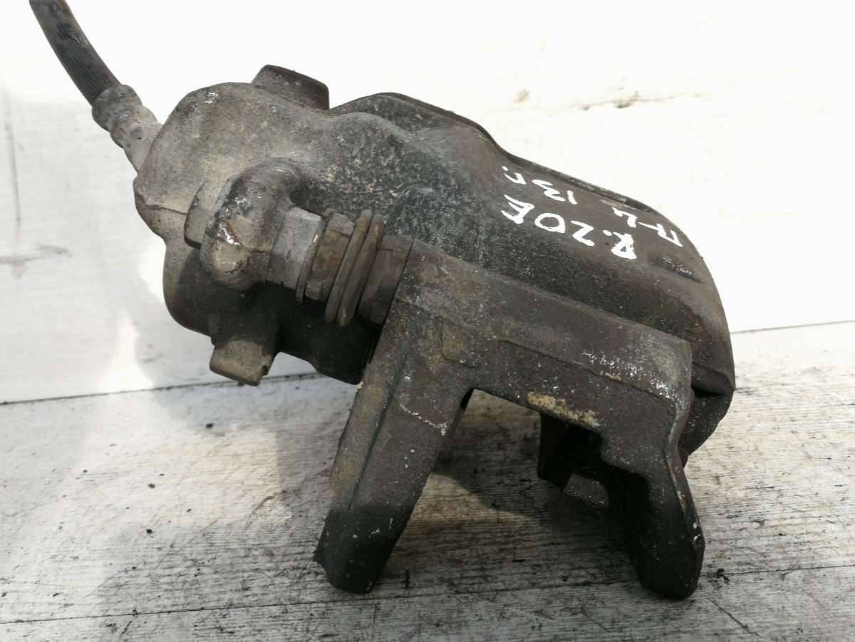 суппорт передний левый Renault Zoe 1 поколение 2013 - фото №1