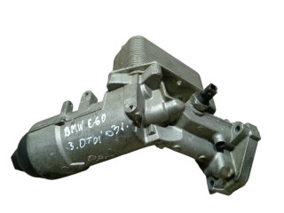 корпус масляного фильтра BMW 5 серия E60/E61 2003, 3.0 л., дизель