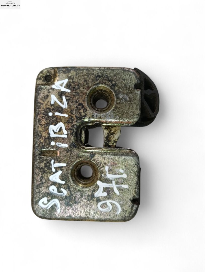 замок багажника SEAT Ibiza 2 поколение 1997 - фото №1