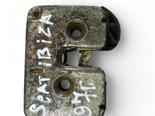 замок багажника SEAT Ibiza 2 поколение 1997