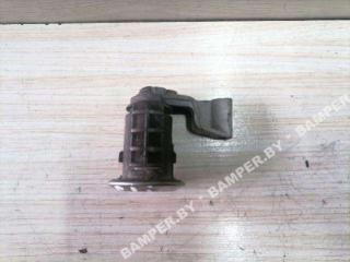 личинка дверного замка Renault Clio 2 поколение 1999