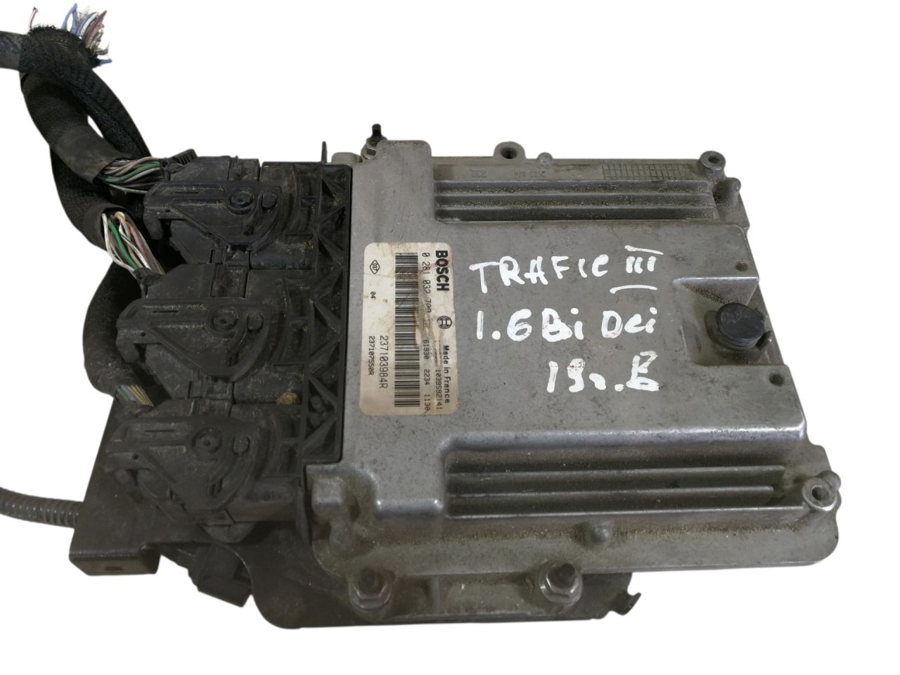 блок управления двигателем Renault Trafic 3 поколение 2019, 1.6 л., дизель, 0281032700 - фото №1