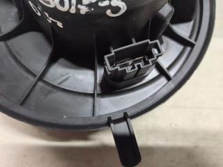 моторчик печки Volkswagen Golf 5 поколение 2006