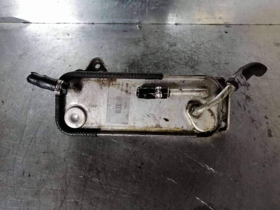 теплообменник масляного фильтра Mercedes-Benz C-Класс W203/S203/CL203 2000, 2.7 л., дизель, седан - фото №1