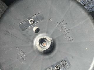 передняя панель крепления облицовки (телевизор) Renault Megane 3 поколение 2009, 1.5 л., дизель