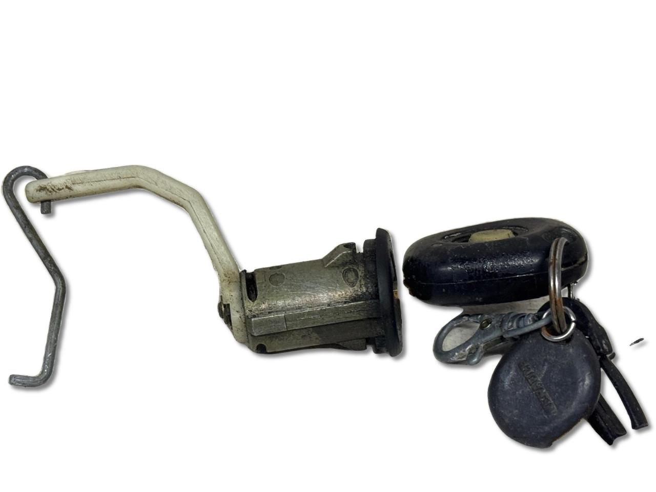 личинка дверного замка Renault Espace 3 поколение 2002 - фото №1