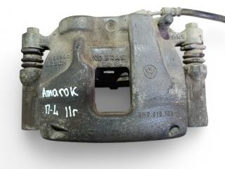 суппорт передний левый Volkswagen Amarok 1 поколение 2H 2011