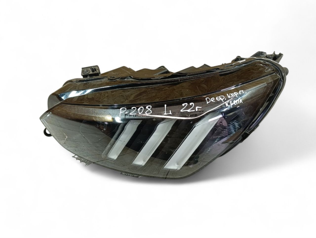 фара левая Peugeot 208 2 поколение 2022 - фото №1