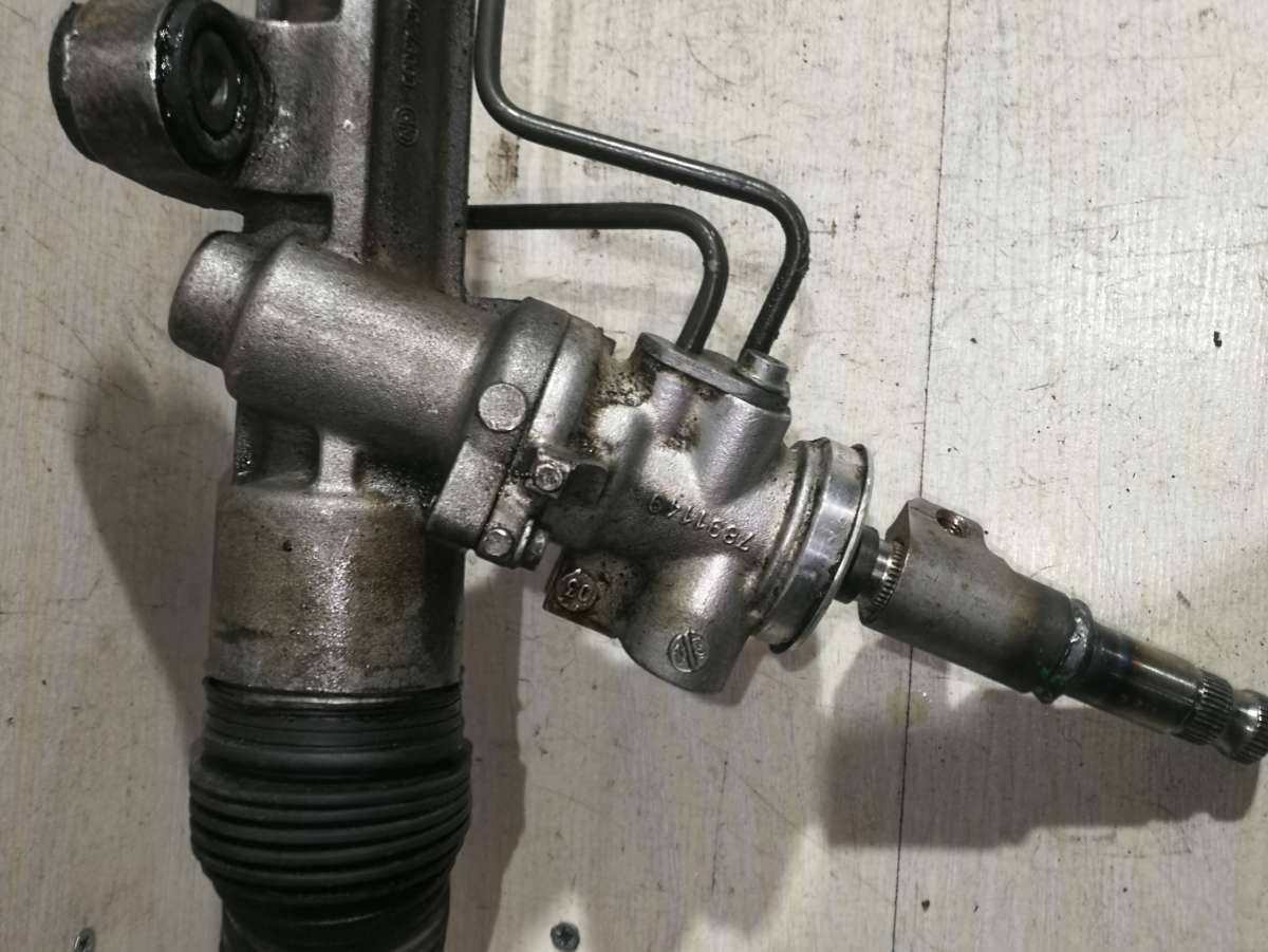 рулевая рейка Toyota Avensis 2 поколение (T250) 2003 - фото №1