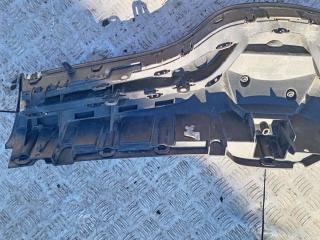 решетка радиатора Renault Kangoo 2 поколение 2013