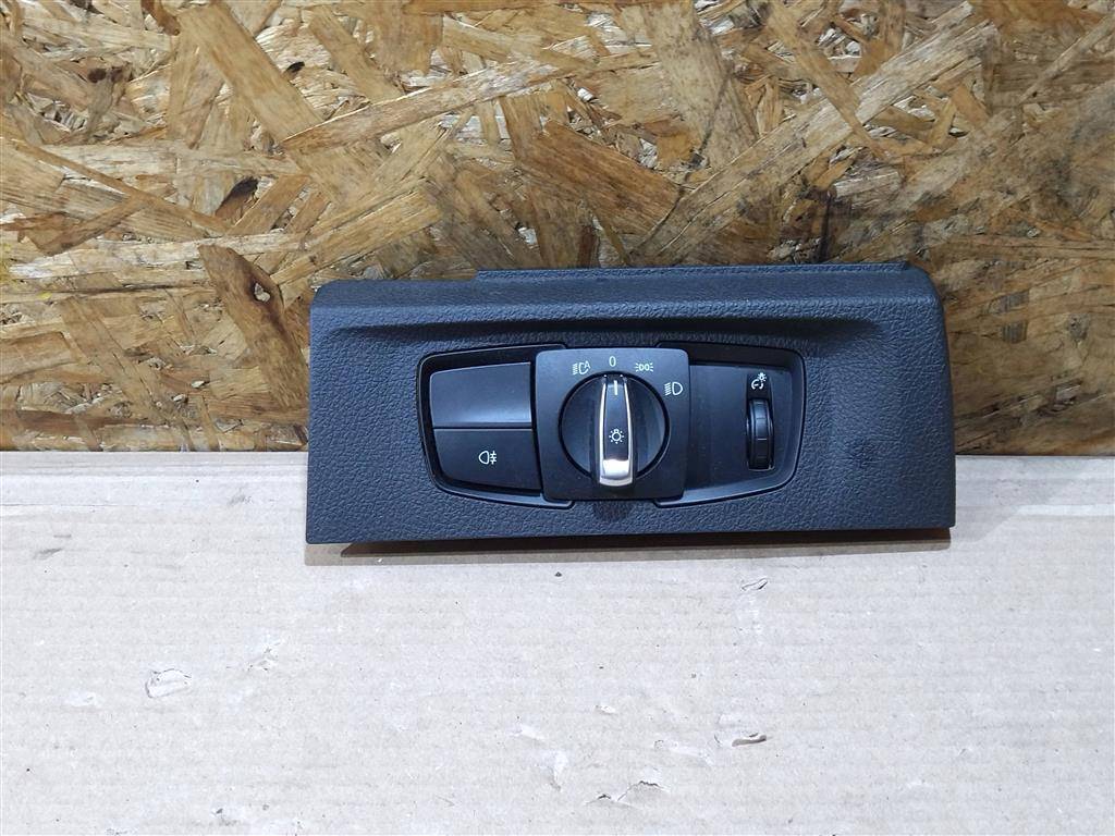 переключатель света BMW 2 серия F22/F23 2017, 3.0 л., АКПП, передний привод, 61319393943, 61316847508, 9393943, 61319387282, 61319265299, 61319259929 - фото №1