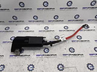 клемма аккумулятора плюс Bentley Continental GT 3 поколение 2023, 4.0 л., CVD, бензин, АКПП, 63 / o31 красный, купе, полный привод, правый руль, 971915459, 3SA971225, 4F0915519A