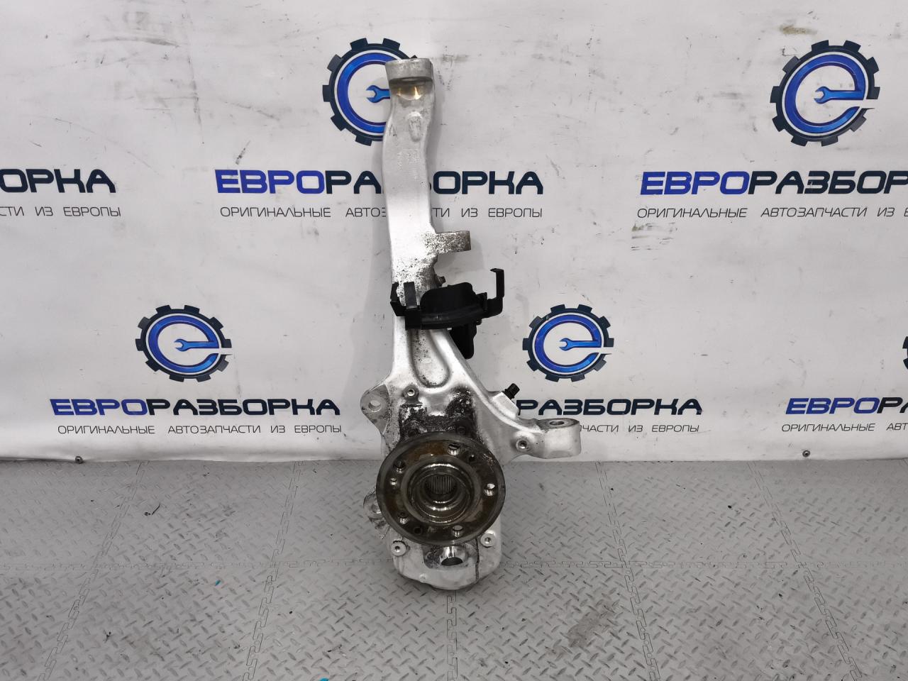 кулак поворотный правый Mercedes-Benz GLE V167 2019, 2.0 л., CDi, OM 654.920, дизель, АКПП, 896, внедорожник 5 дв., полный привод, правый руль, A1673322600, A1673340300 - фото №1