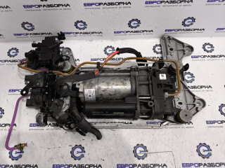 компрессор пневмоподвески Bentley Continental GT 3 поколение 2023, 4.0 л., CVD, бензин, АКПП, 63 / o31 красный, купе, полный привод, правый руль, 971616006G