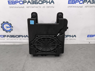 сабвуфер Bentley Continental GT 3 поколение 2023, 4.0 л., CVD, бензин, АКПП, 63 / o31 красный, купе, полный привод, правый руль, 3SD035621C