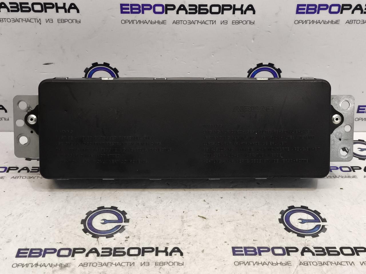 подушка безопасности коленная Mercedes-Benz GLE V167 2019, 2.0 л., CDi, OM 654.920, дизель, АКПП, 896, внедорожник 5 дв., полный привод, правый руль, A1678604002 - фото №1