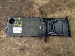 подстаканник BMW M3 E90/E92/E93 E90 2010, 4.0 л., i, S65 B40 A, бензин, АКПП, седан, задний привод, правый руль, 7127463, 51457127463