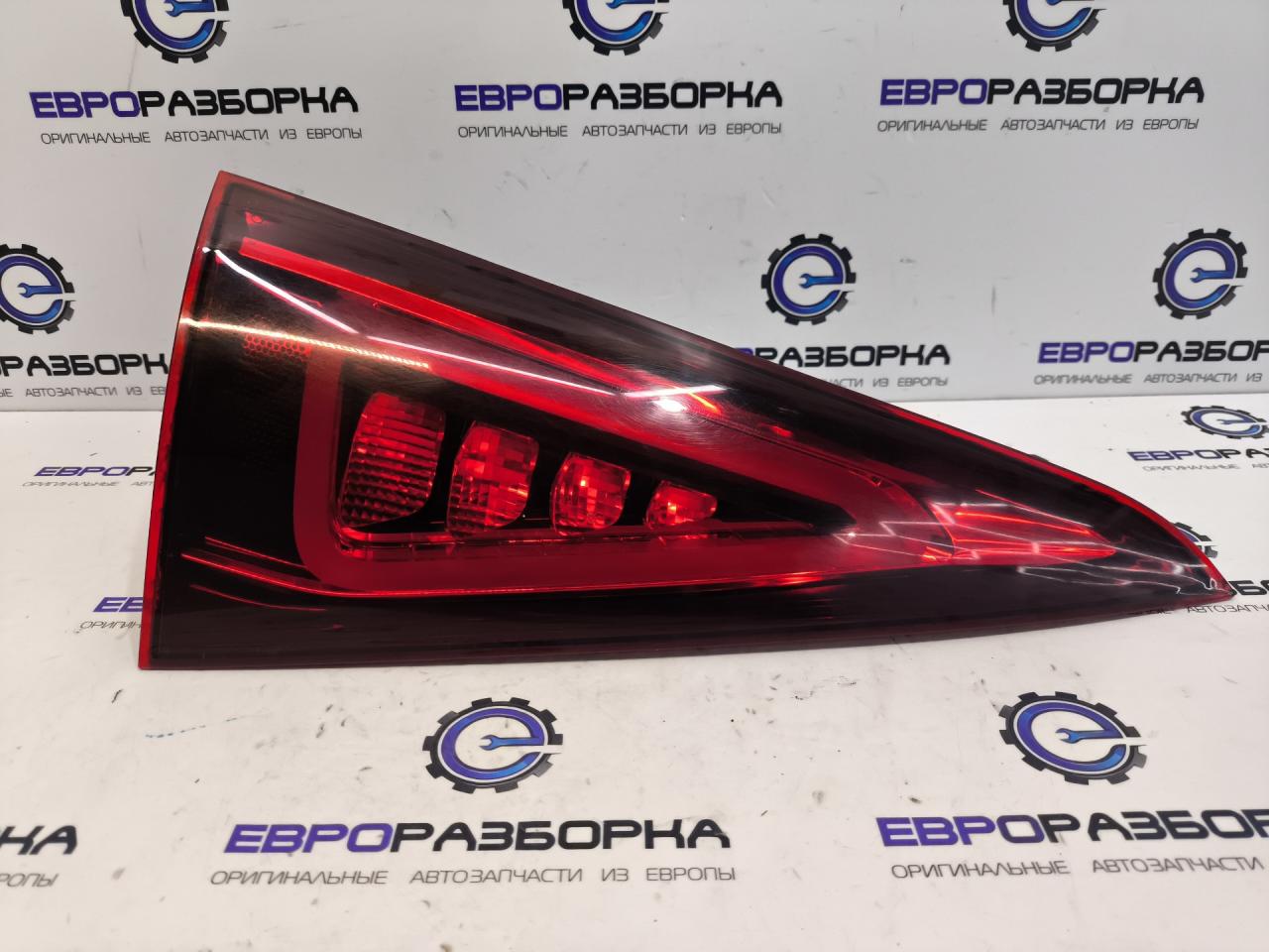 фонарь крышки багажника левый Mercedes-Benz GLE V167 2022, 2.9 л., дизель, АКПП, внедорожник 5 дв., A1679060307 - фото №1