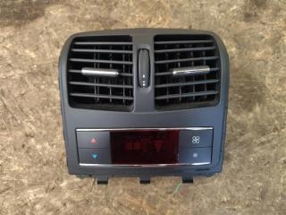 дефлектор обдува салона Mercedes-Benz CLS AMG C218 2013, 5.5 бензин, АКПП, купе, задний привод, правый руль, A2188300454, A2188300454