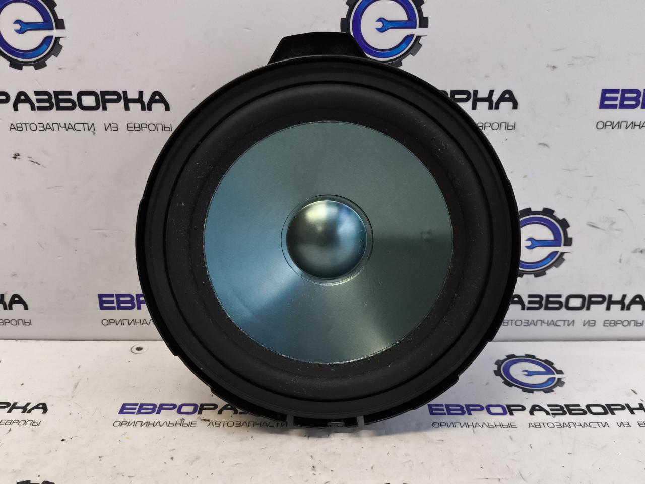 динамик Mercedes-Benz CLS-Класс C218/X218 W218 2012, 3.0 л., CDi, дизель, АКПП, передний привод, A2128200102 - фото №1