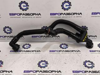 трубка вентиляции картерных газов Porsche Macan 1 поколение [2-й рестайлинг] 95B 2023, DGR, робот, внедорожник 5 дв., полный привод, правый руль, 06M103210ED