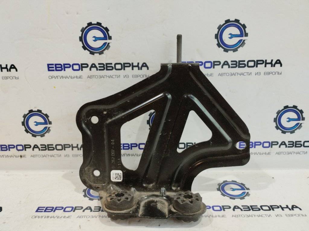 кронштейн (крепление) BMW X3 G01 2021, 2.0 л., бензин, АКПП, передний привод, 64219367097, 9367097 - фото №1